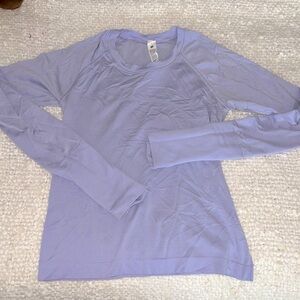 LULULEMON SWIFTLY TECH LONG-SLEEVE SHIRT 2.0 LAVENDER SIZE 6 near perfect cond.